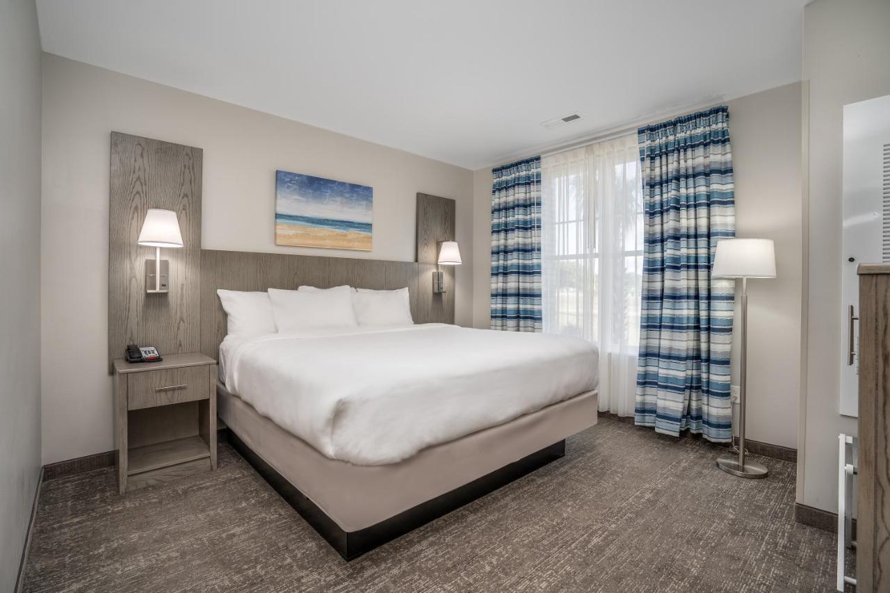 Lighthouse Suites - Best Western Signature Collection Emerald Isle Esterno foto