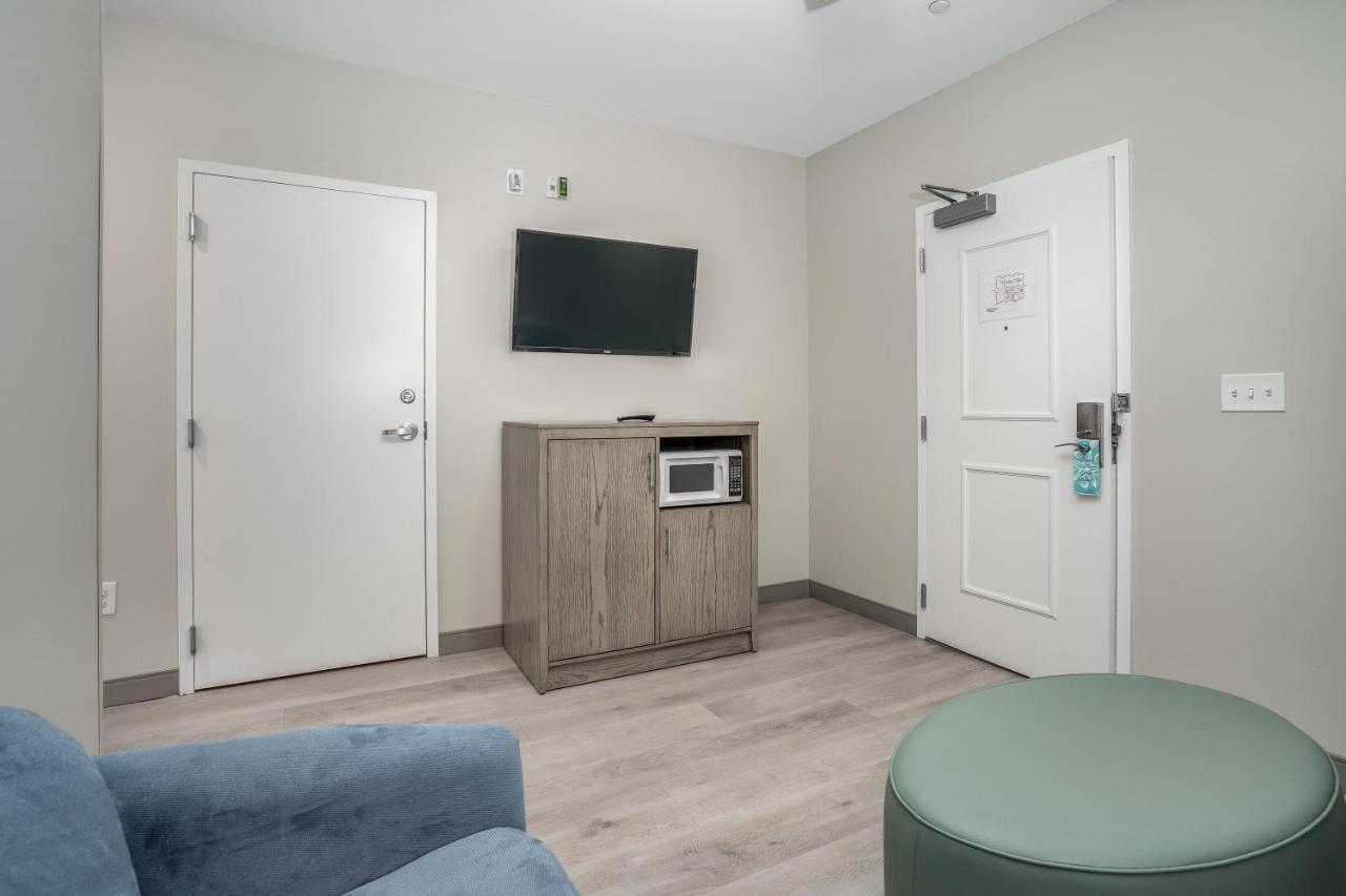 Lighthouse Suites - Best Western Signature Collection Emerald Isle Esterno foto