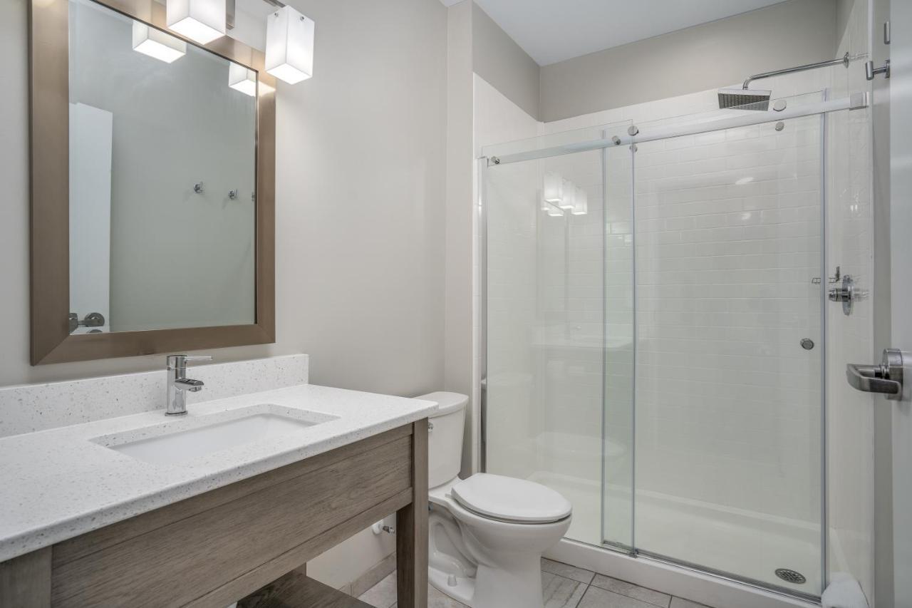 Lighthouse Suites - Best Western Signature Collection Emerald Isle Esterno foto