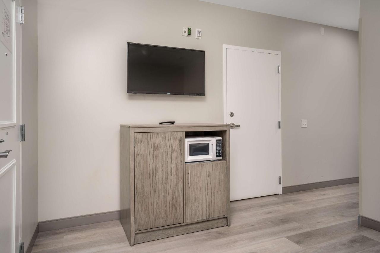 Lighthouse Suites - Best Western Signature Collection Emerald Isle Esterno foto