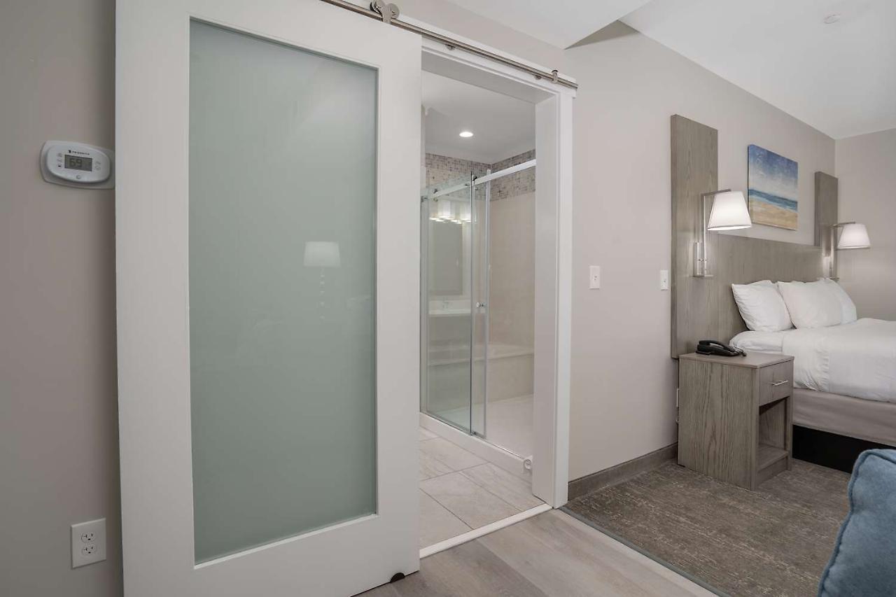 Lighthouse Suites - Best Western Signature Collection Emerald Isle Esterno foto