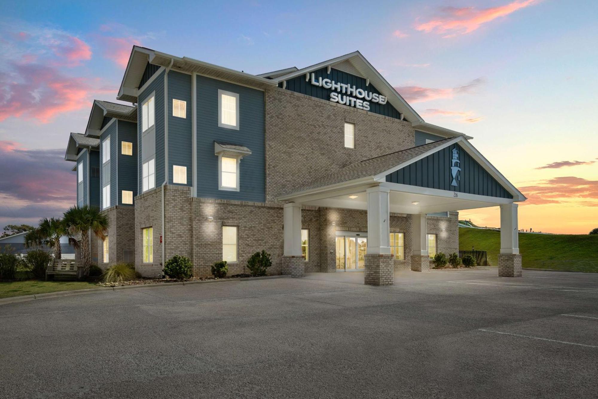 Lighthouse Suites - Best Western Signature Collection Emerald Isle Esterno foto